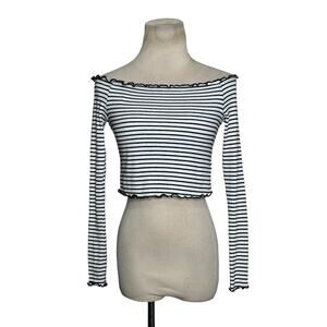 H&M white black stripes long sleeves crop knit top size Small
